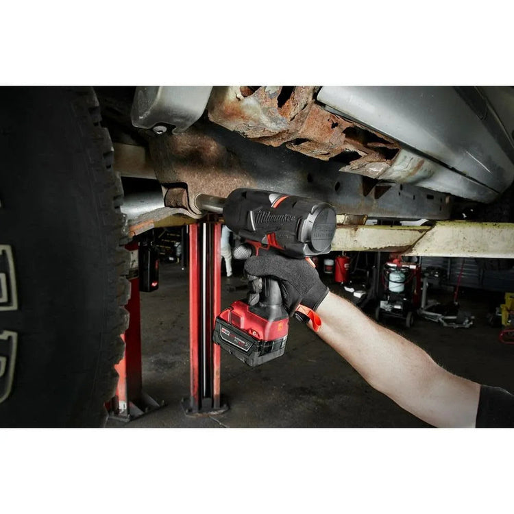Milwaukee M18 Fuel High Torque 1/2 Impact Wrench with Friction Ring Kit 2767-22R