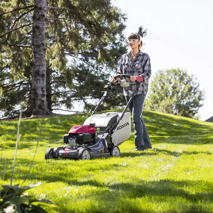 Honda 21-in Nexite Deck Self-Propelled Lawn Mower - Versamow 4-in-1 System - Hydrostatic Drive - Electric Start - GCV200 Engine with Roto-Stop